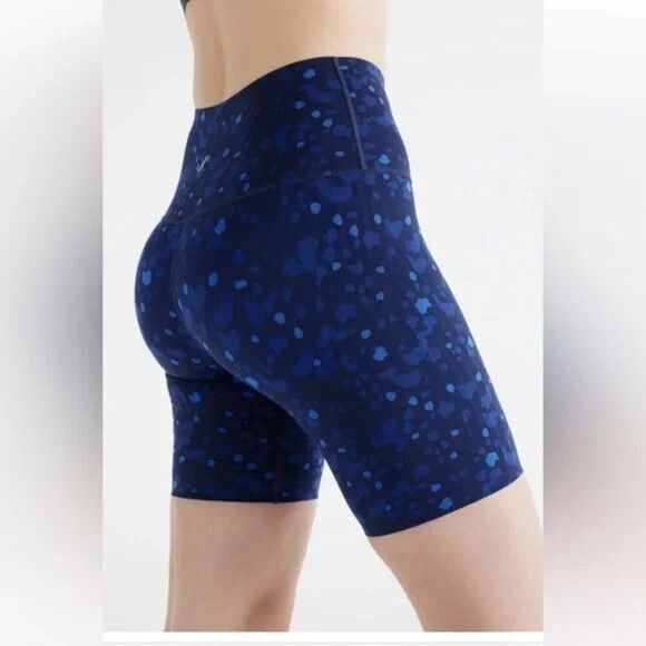 NEW Knix HiTouch Biker Shorts High-Rise XL Shaping Stretch Blue Circuit Print - Picture 1 of 5